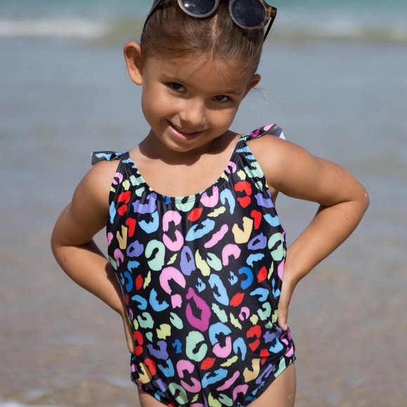 Brand new ~size 5 (~120cm tall child) children’s swimsuit worn only to try on - Picture 4 of 7